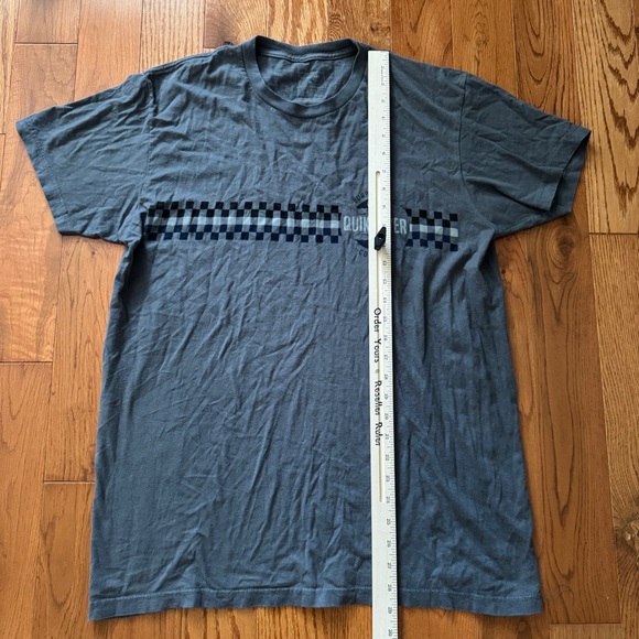 Quiksilver Men's T-Shirt Size L - Picture 2 of 6